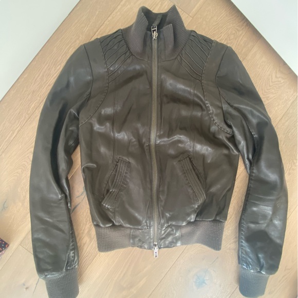 Aritzia Mackage leather jacket - Picture 3 of 7